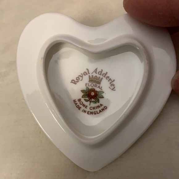 Royal Adderley Floral Bone China Trinket Box Made In England (vintaged piece) - Picture 8 of 14